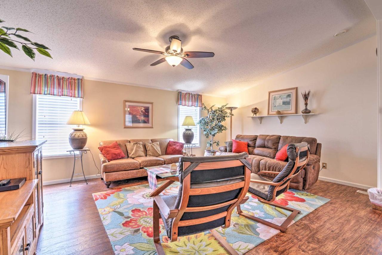 Surfside Beach Home With Resort Perks Walk To Beach Myrtle Beach Bagian luar foto